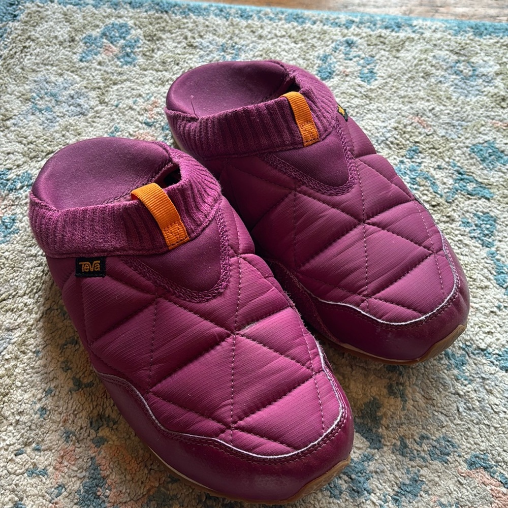 Teva Ember Moc Slippers women size 10